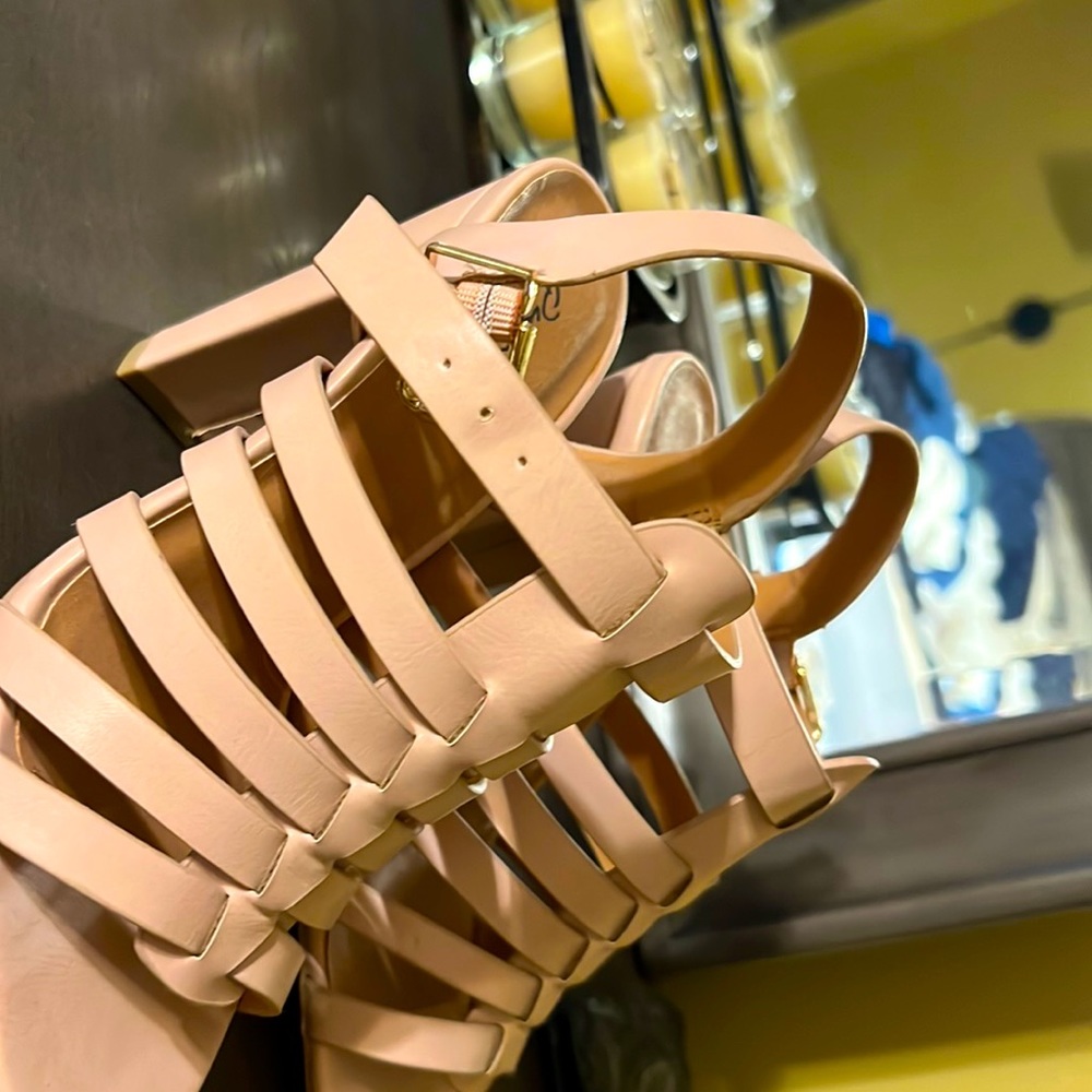 Quips shoes